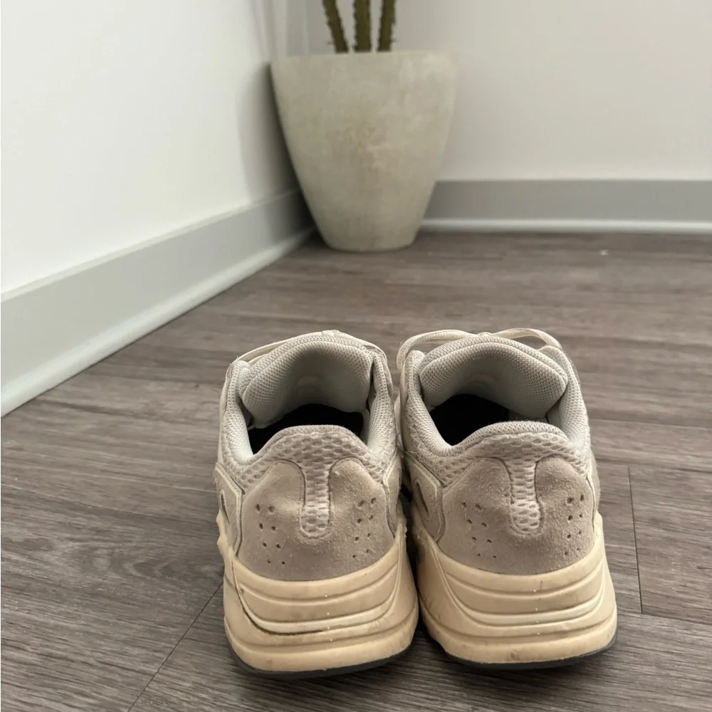 Yeezys - Picture 2 of 4